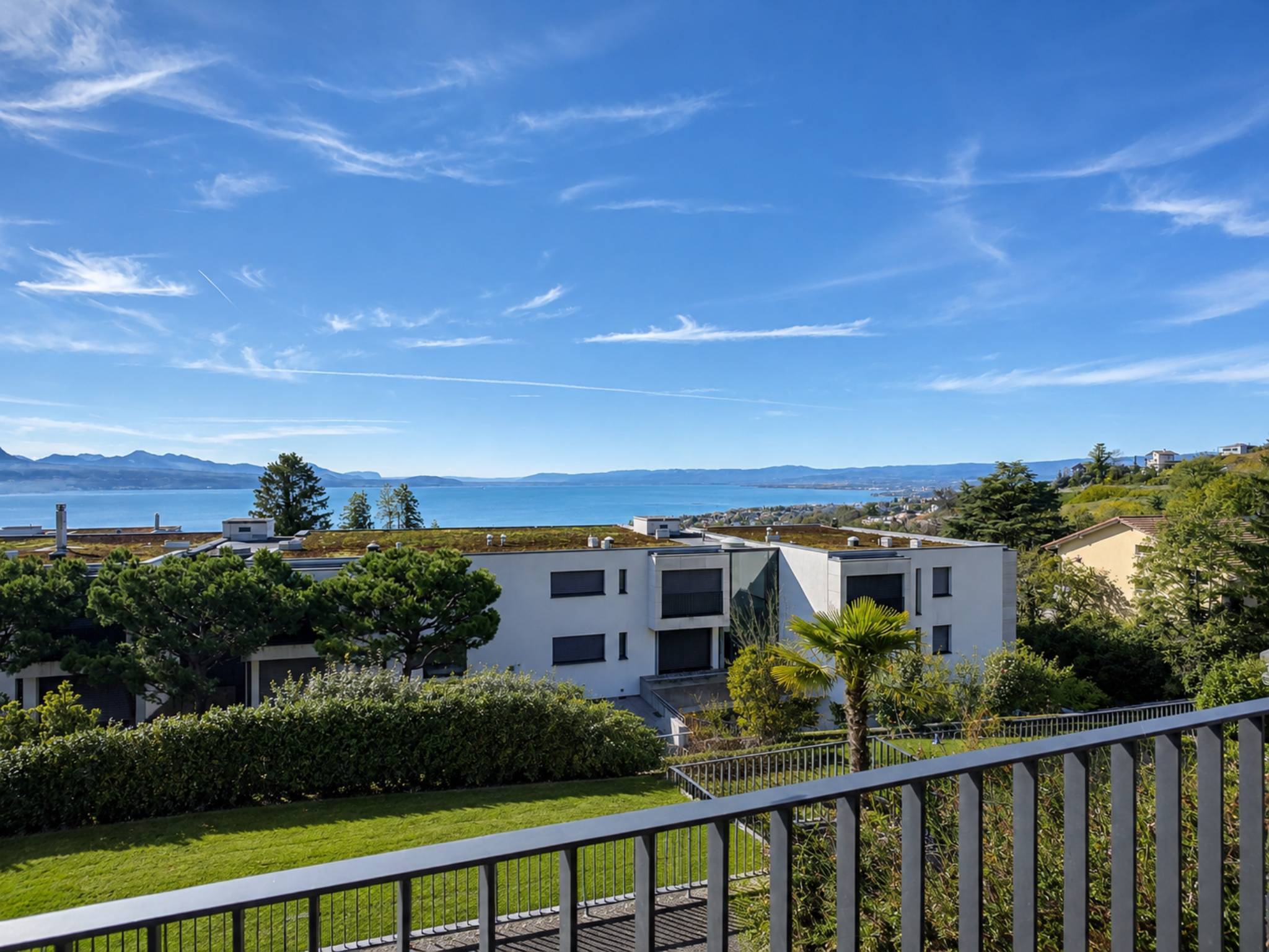 Spacieux appartement contemporain de 5.5 pièces avec vue panoramique