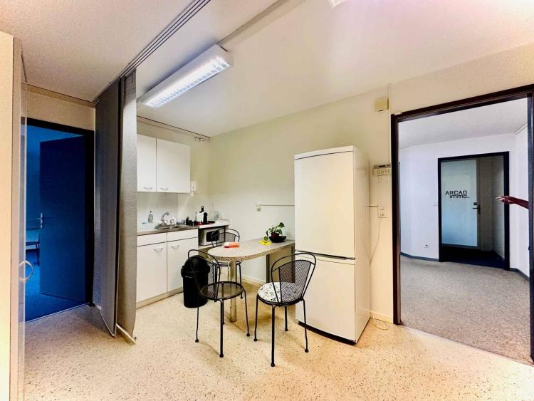 Bureaux, locaux de 130 m2 à louer au Mont-sur-Lausanne