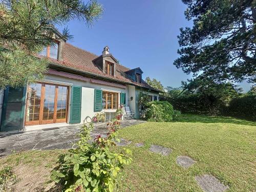 Lutry-Sud : Villa individuelle de 200m² avec vue imprenable. A rénover, fort potentiel