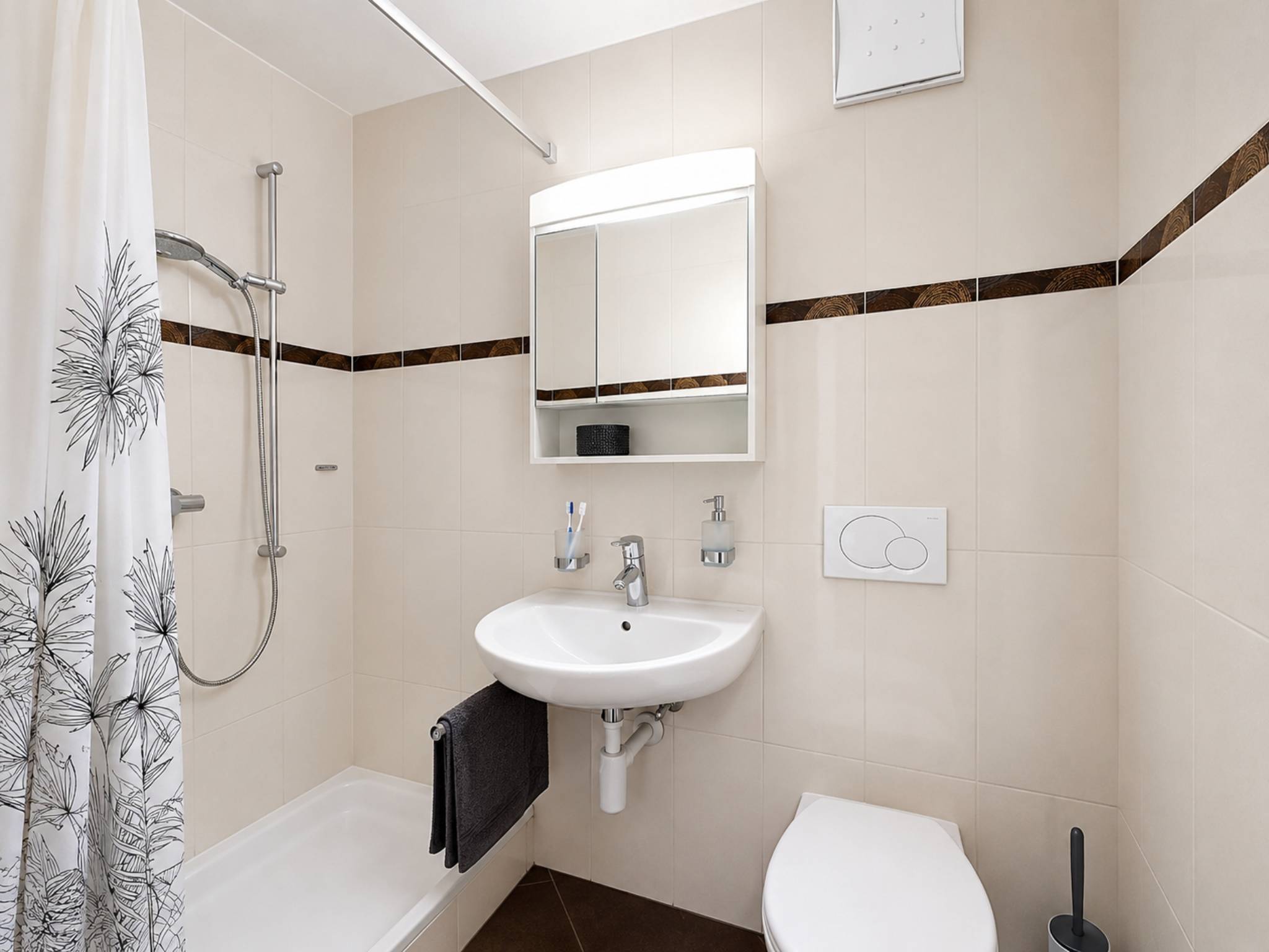 Appartement de 3,5 pièces en rez-de-jardin, vendu loué