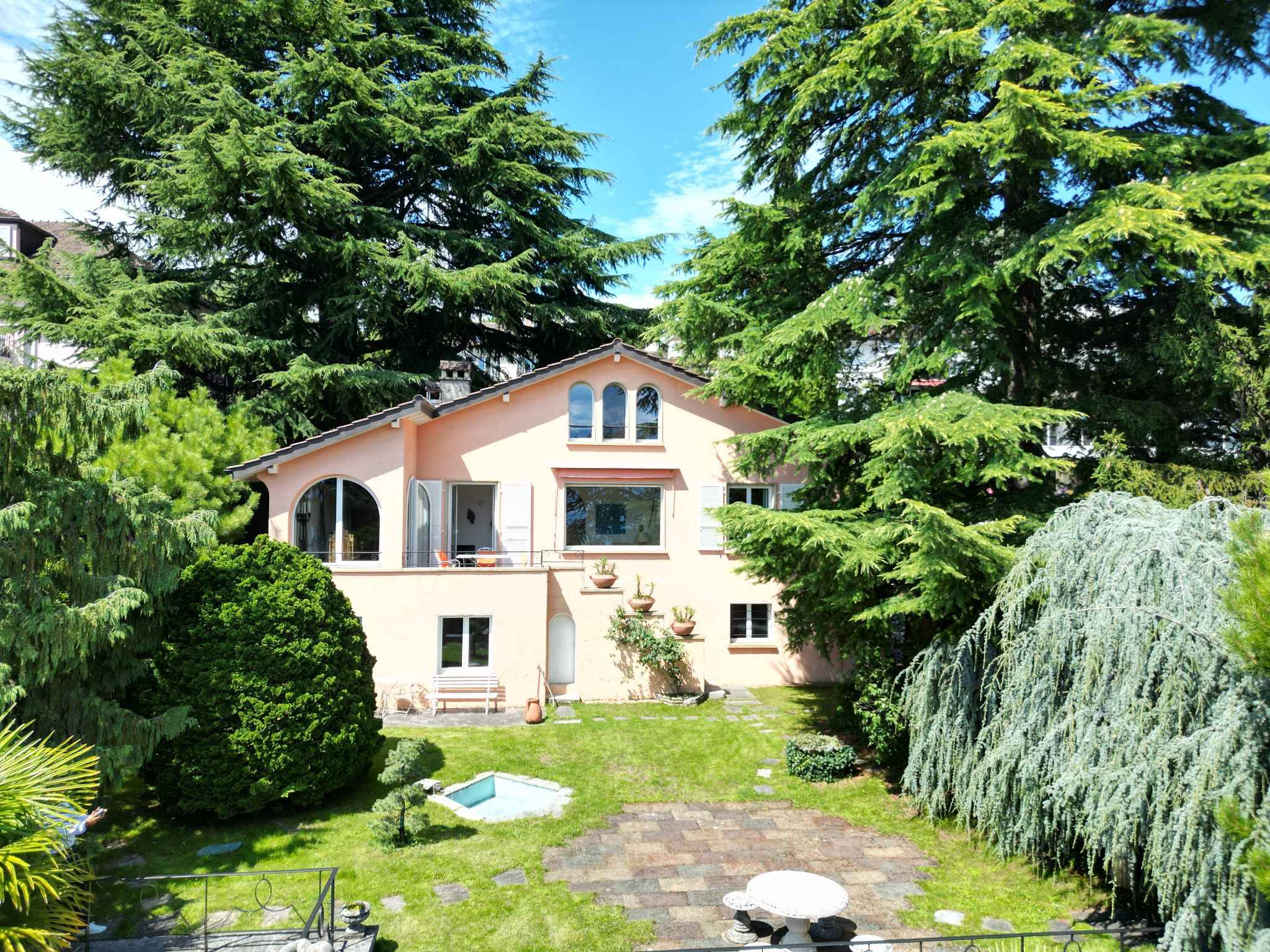 Villa de style Toscan au cœur de Pully