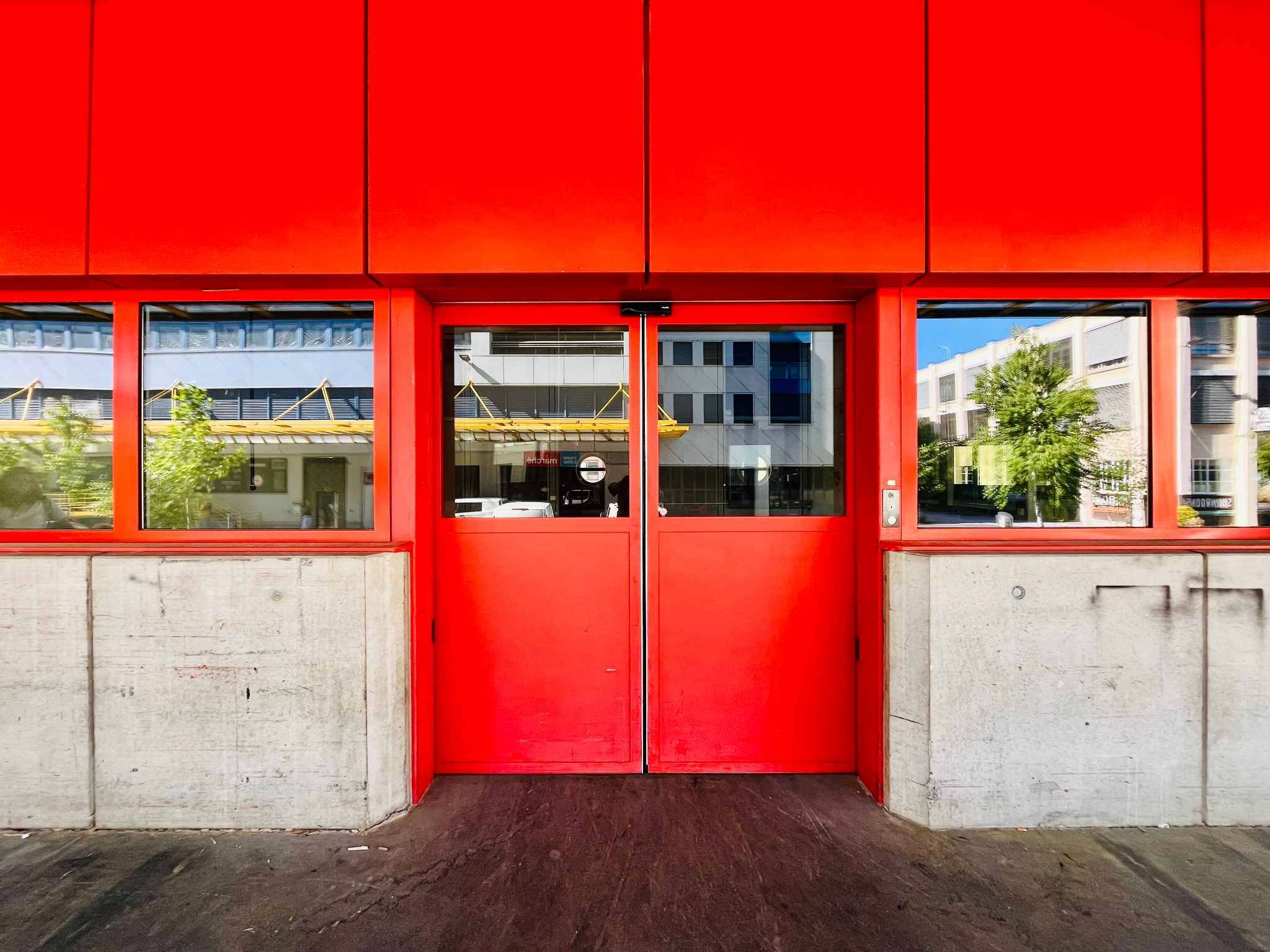 Lausanne : Espace industriel et commercial au RDC