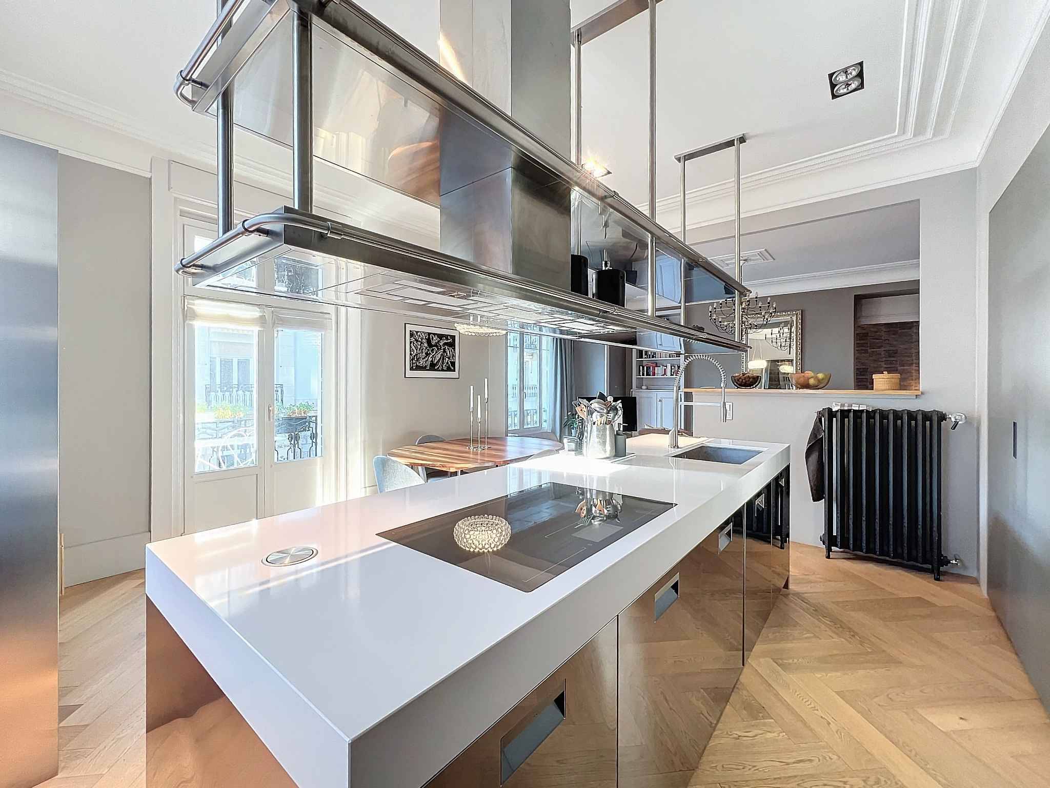 Réservé : Magnifique appartement de 4.5 pièces avec cachet 