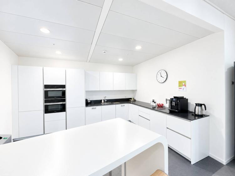 LABORATOIRES & BUREAUX PLUG & PLAY À LOUER — BIOPÔLE LAUSANNE