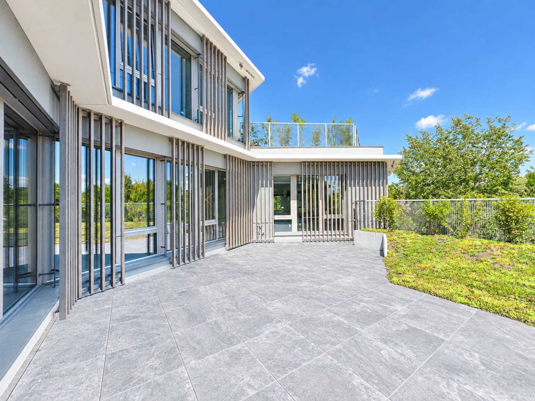1'600 M² INDUSTRIAL & R&D SPACE - GREATER LAUSANNE 