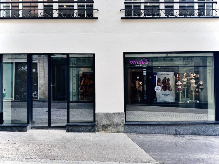 EMPLACEMENT PREMIUM - Arcade et bureaux de 382 m2 à louer à Lausanne