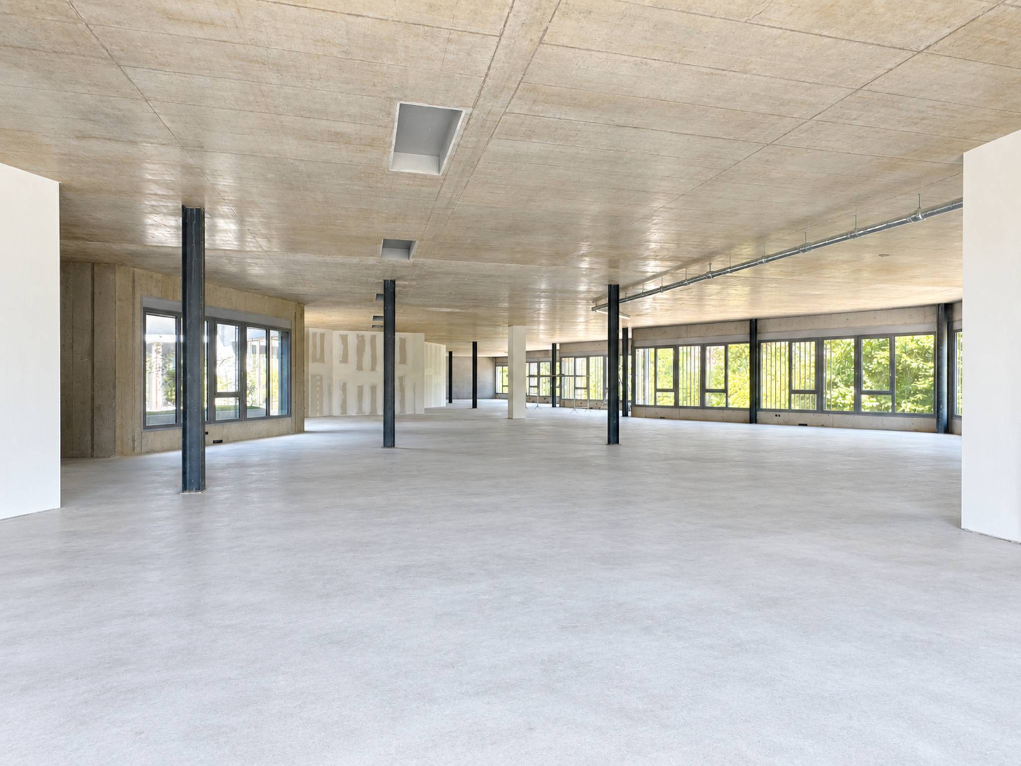 1'600 M² INDUSTRIAL & R&D SPACE - GREATER LAUSANNE 
