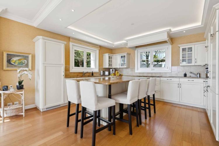 Exclusivité à Lutry – Villa de maître de 420 m2 avec vue lac panoramique