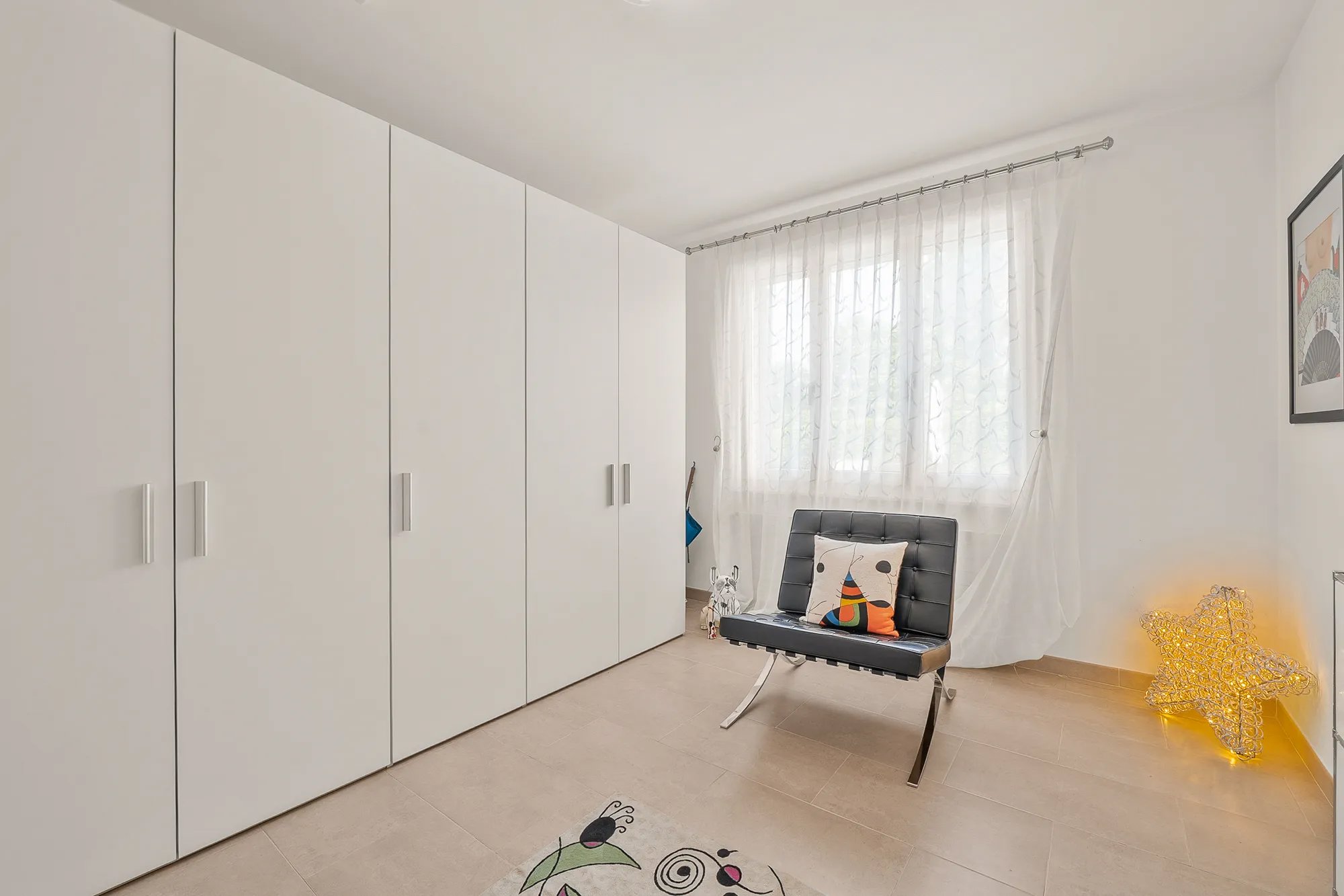 6 Chambres à Vendre à Sully