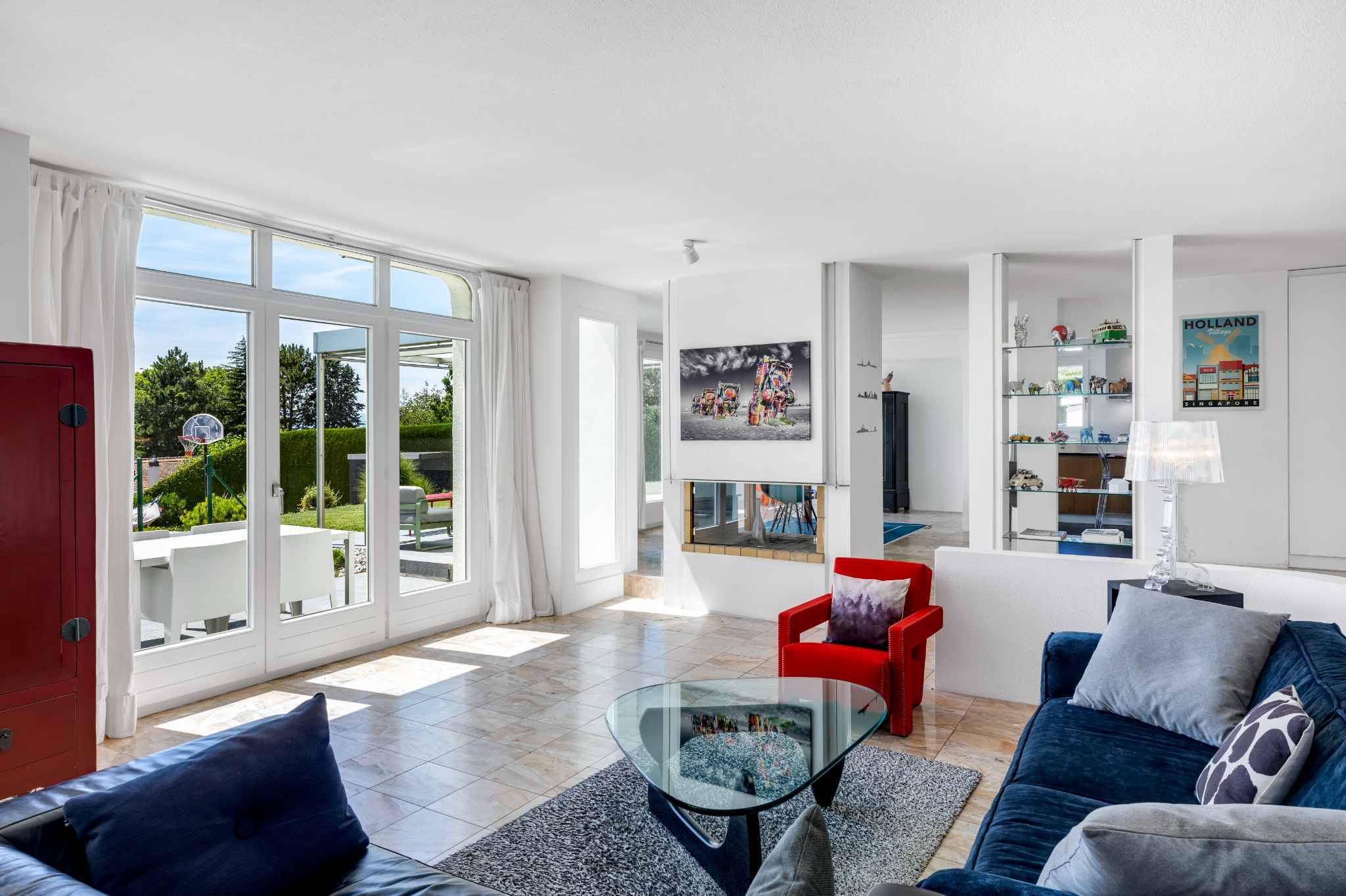 Villa individuelle de 325 m2 avec une belle vue sur le lac et les montagnes
