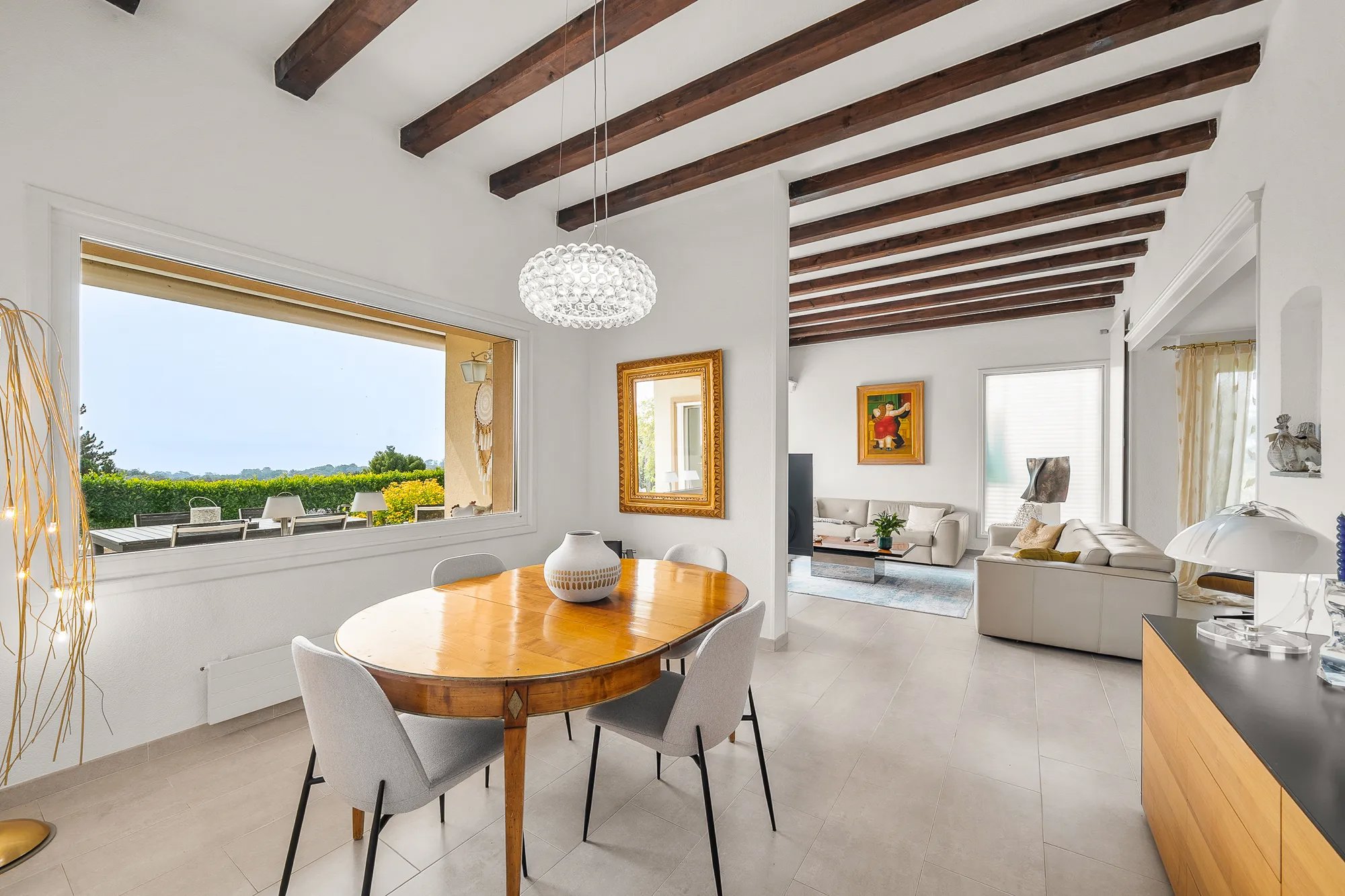 6 Chambres à Vendre à Sully