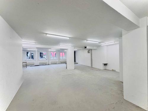 Arcade, bureaux, locaux de 105 m2 à louer à Lausanne