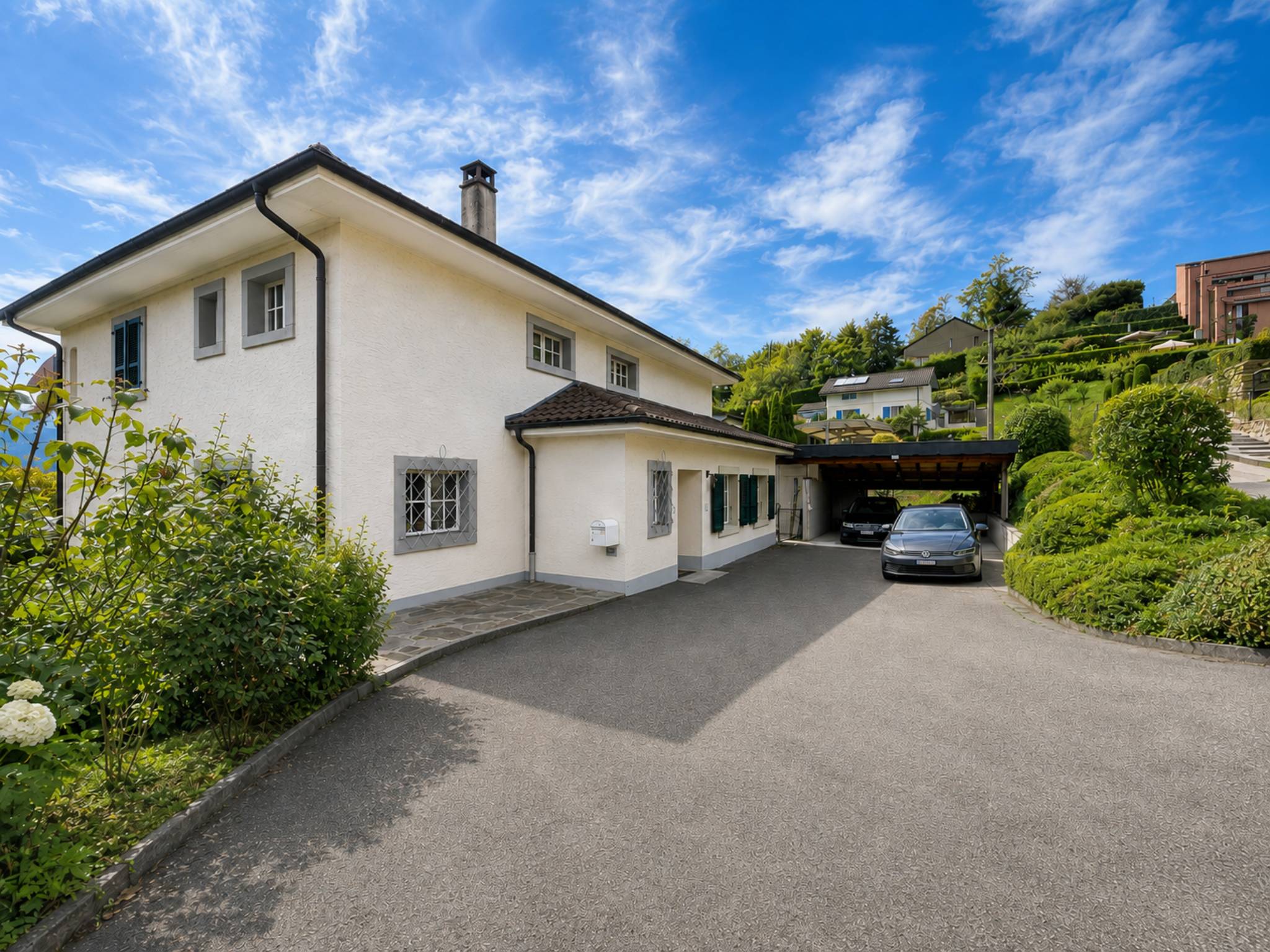 Villa individuelle de 9.5 pièces avec vue sur le Léman et les Alpes