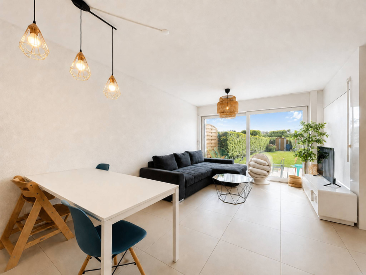 Appartement de 3,5 pièces en rez-de-jardin, vendu loué