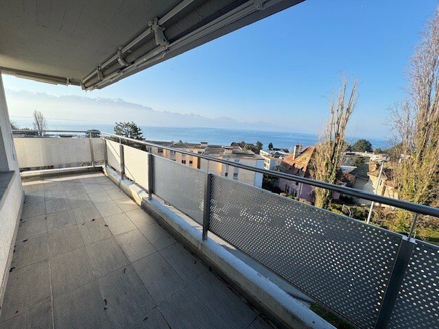 Magnifique appartement avec vue imprenable sur le lac
