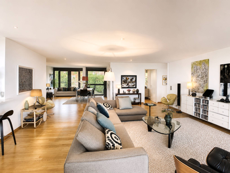 Spacieux appartement contemporain de 5.5 pièces avec vue panoramique