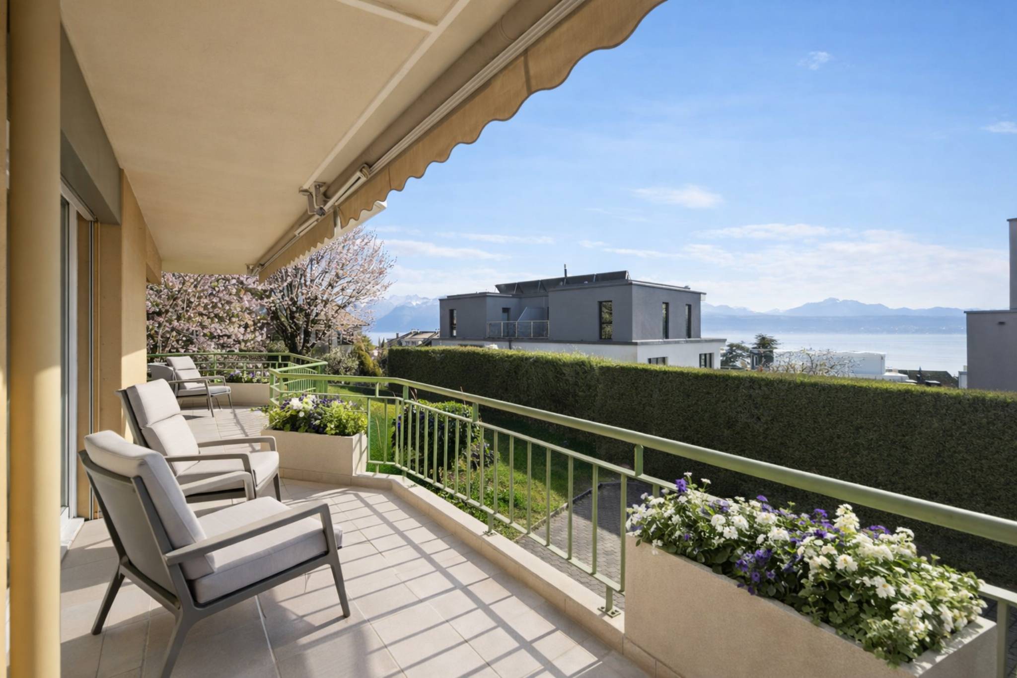 Appartement familial de 5.5 pièces avec vue sur le lac