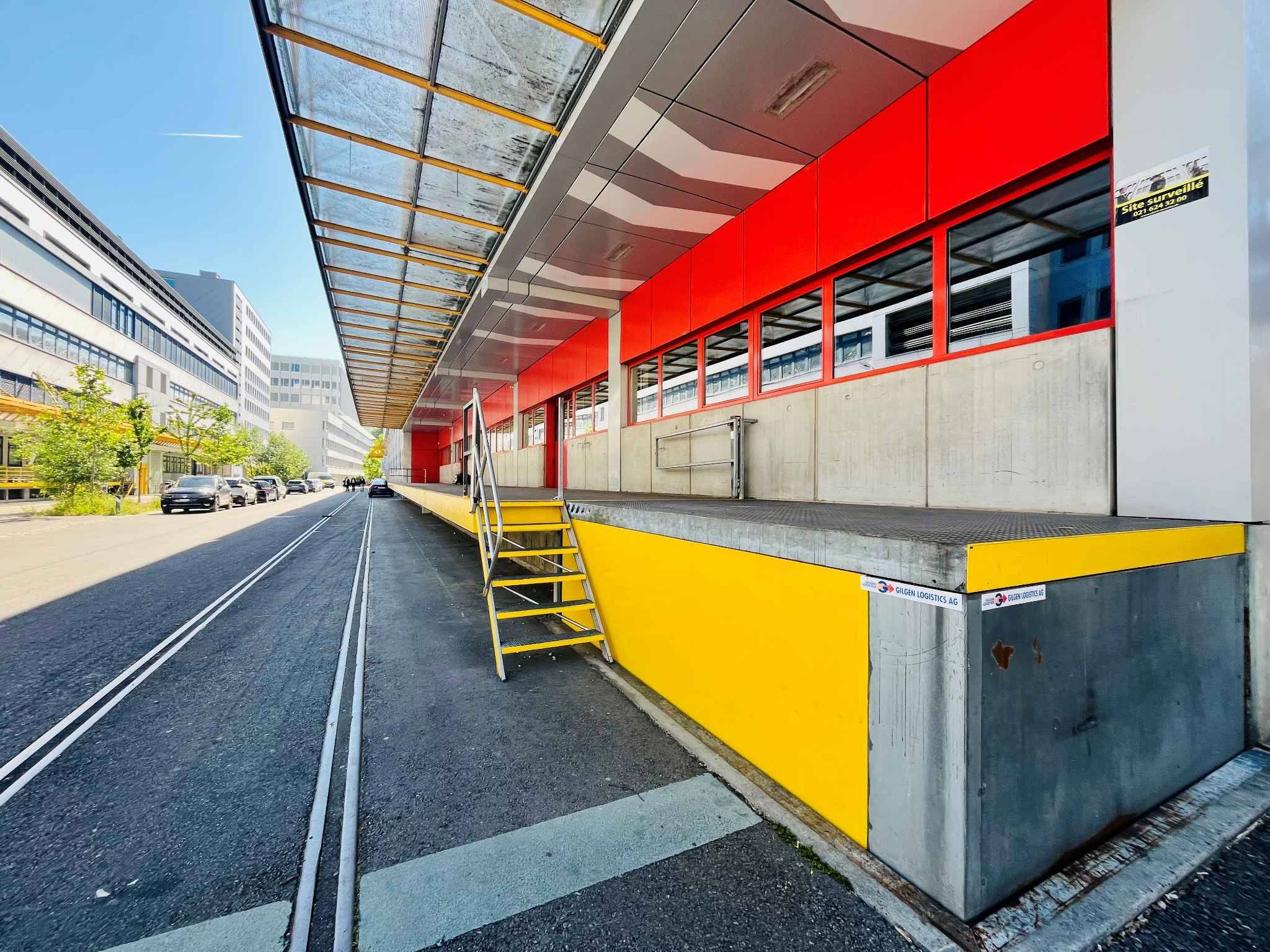 Lausanne : Espace industriel et commercial au RDC