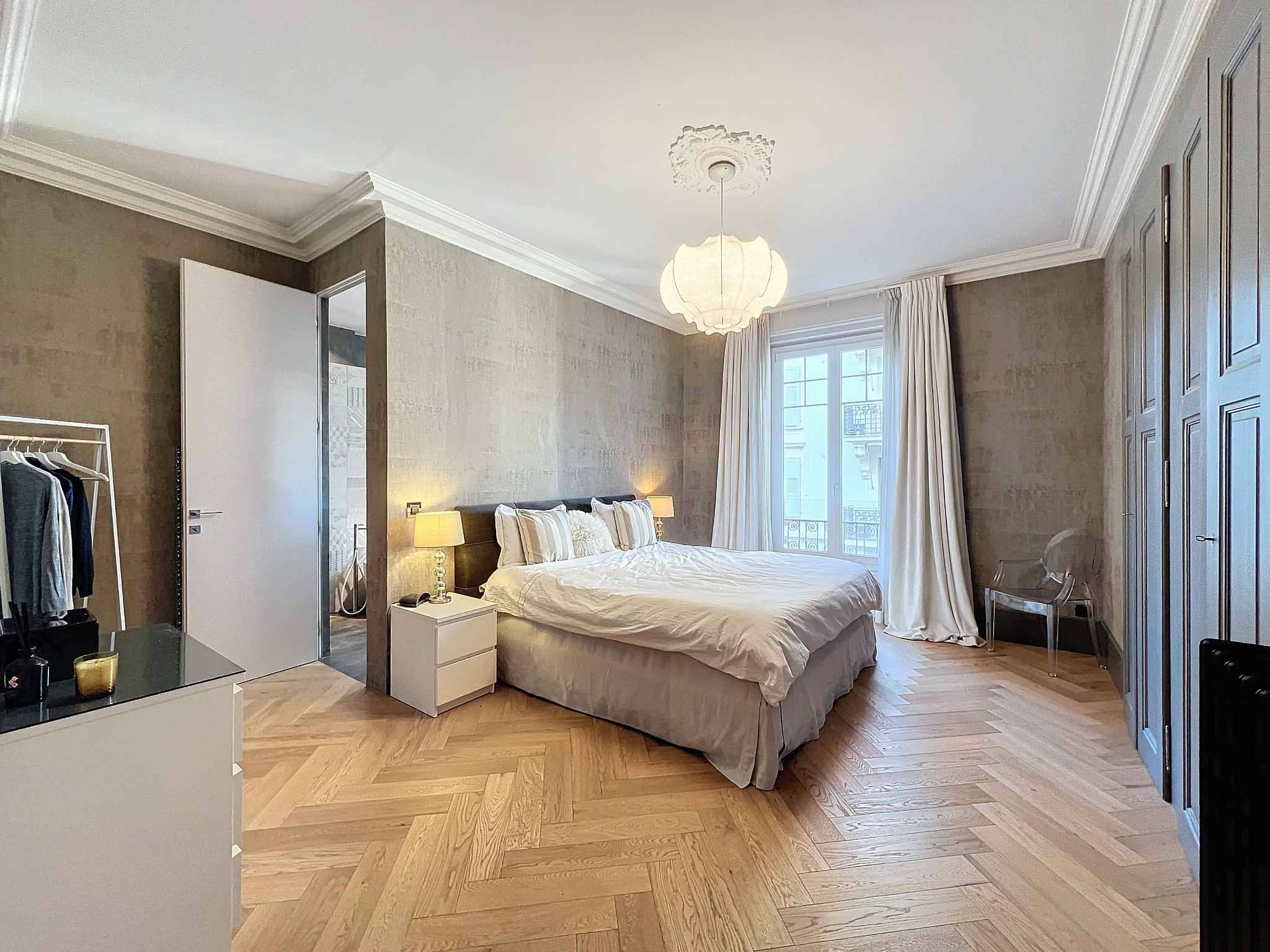 Réservé : Magnifique appartement de 4.5 pièces avec cachet 