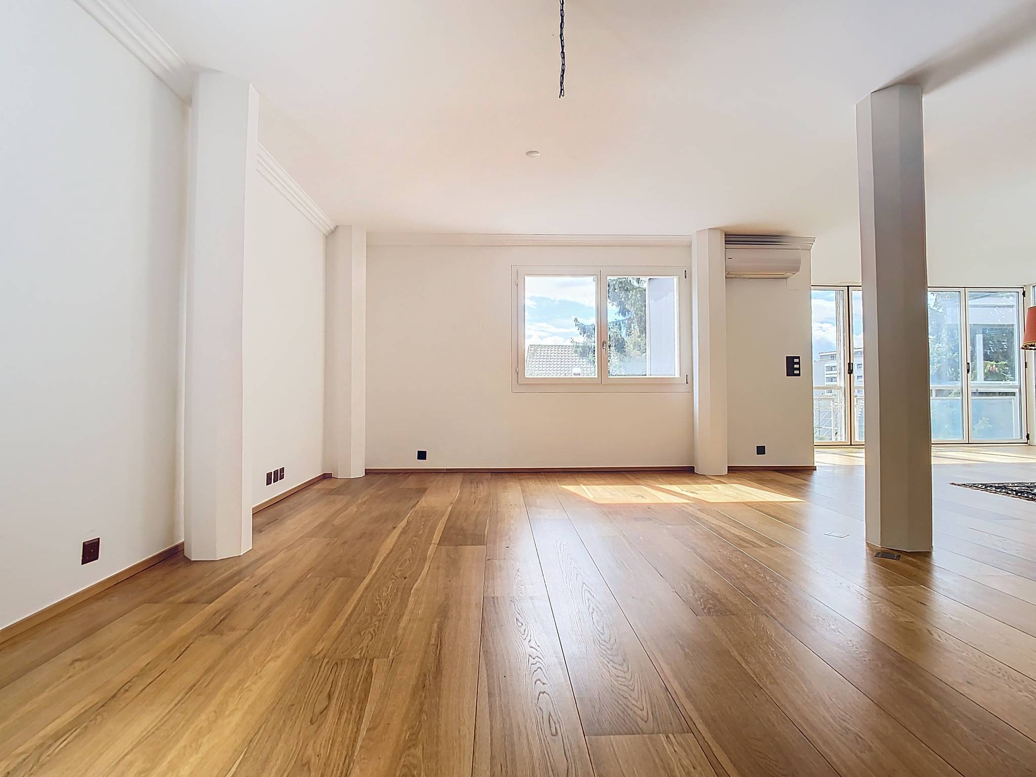 Appartement familial de 5.5pièces à un instant de la cité