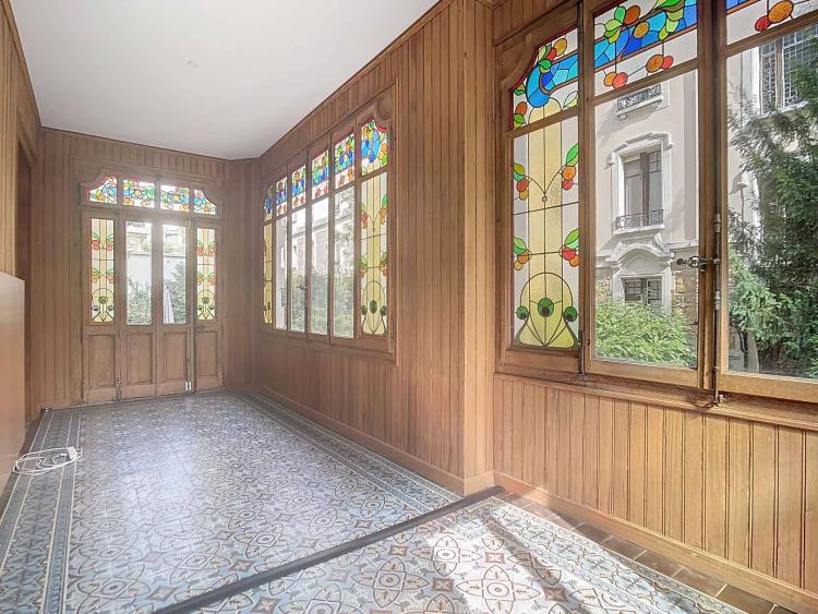 Rez-de-jardin de prestige au cœur du quartier de Florimont