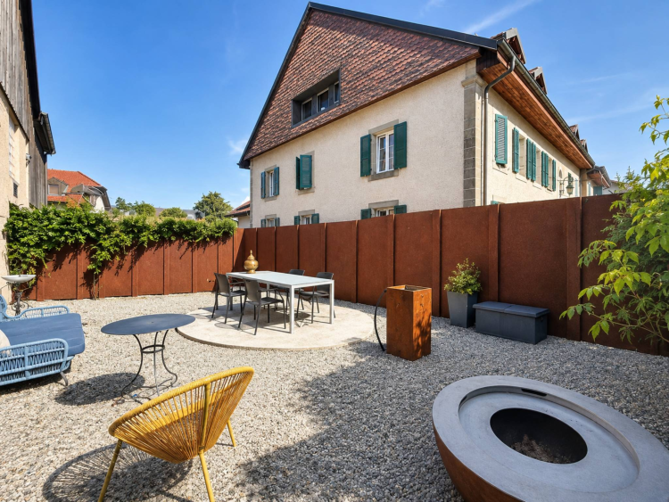 Au centre du village, attique de 153 m2 avec du cachet