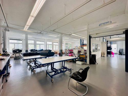 INDUSTRIE, BUREAUX - 700 m2 - Bussigny-près-Lausanne