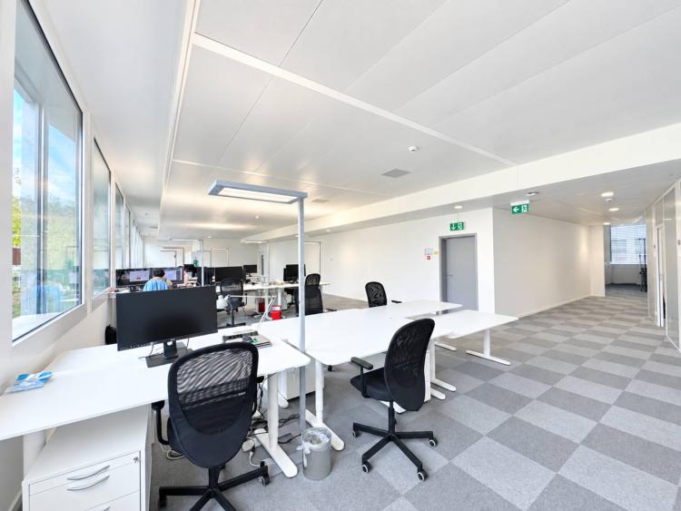 LABORATOIRES & BUREAUX PLUG & PLAY À LOUER — BIOPÔLE LAUSANNE