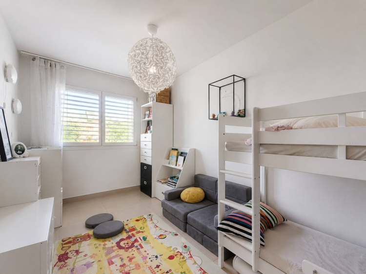 Appartement de 3,5 pièces en rez-de-jardin, vendu loué
