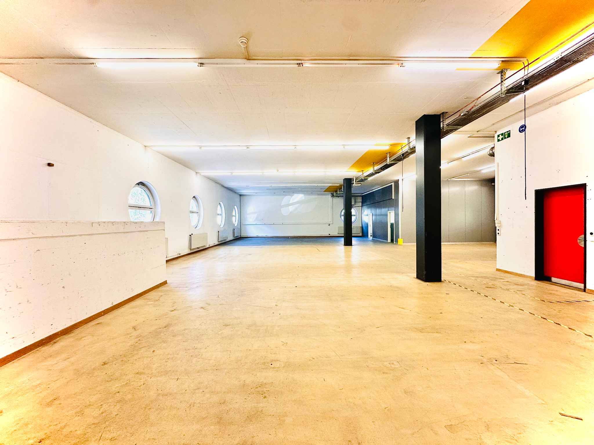Lausanne : Espace industriel et commercial au RDC
