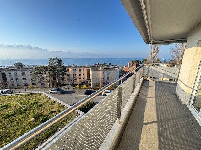 Magnifique appartement avec vue imprenable sur le lac