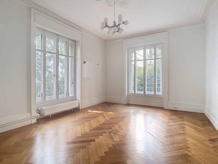 Rez-de-jardin de prestige au cœur du quartier de Florimont