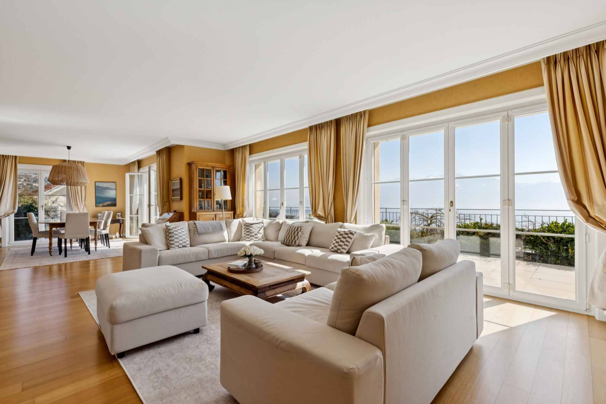 Exclusivité à Lutry – Villa de maître de 420 m2 avec vue lac panoramique