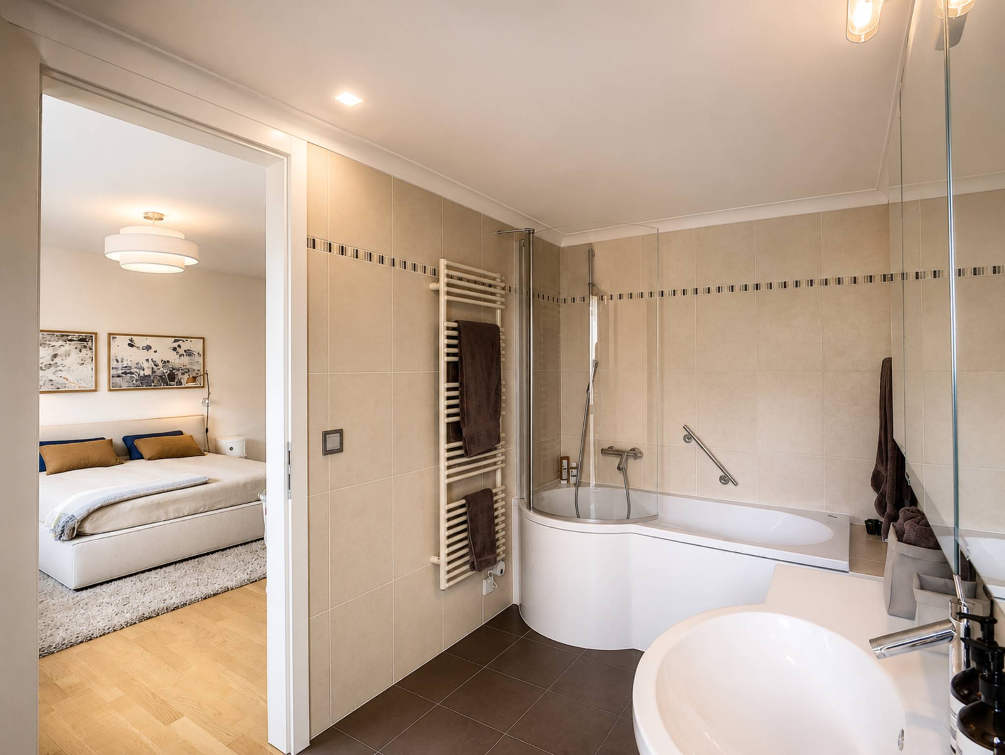 Spacieux appartement contemporain de 5.5 pièces avec vue panoramique